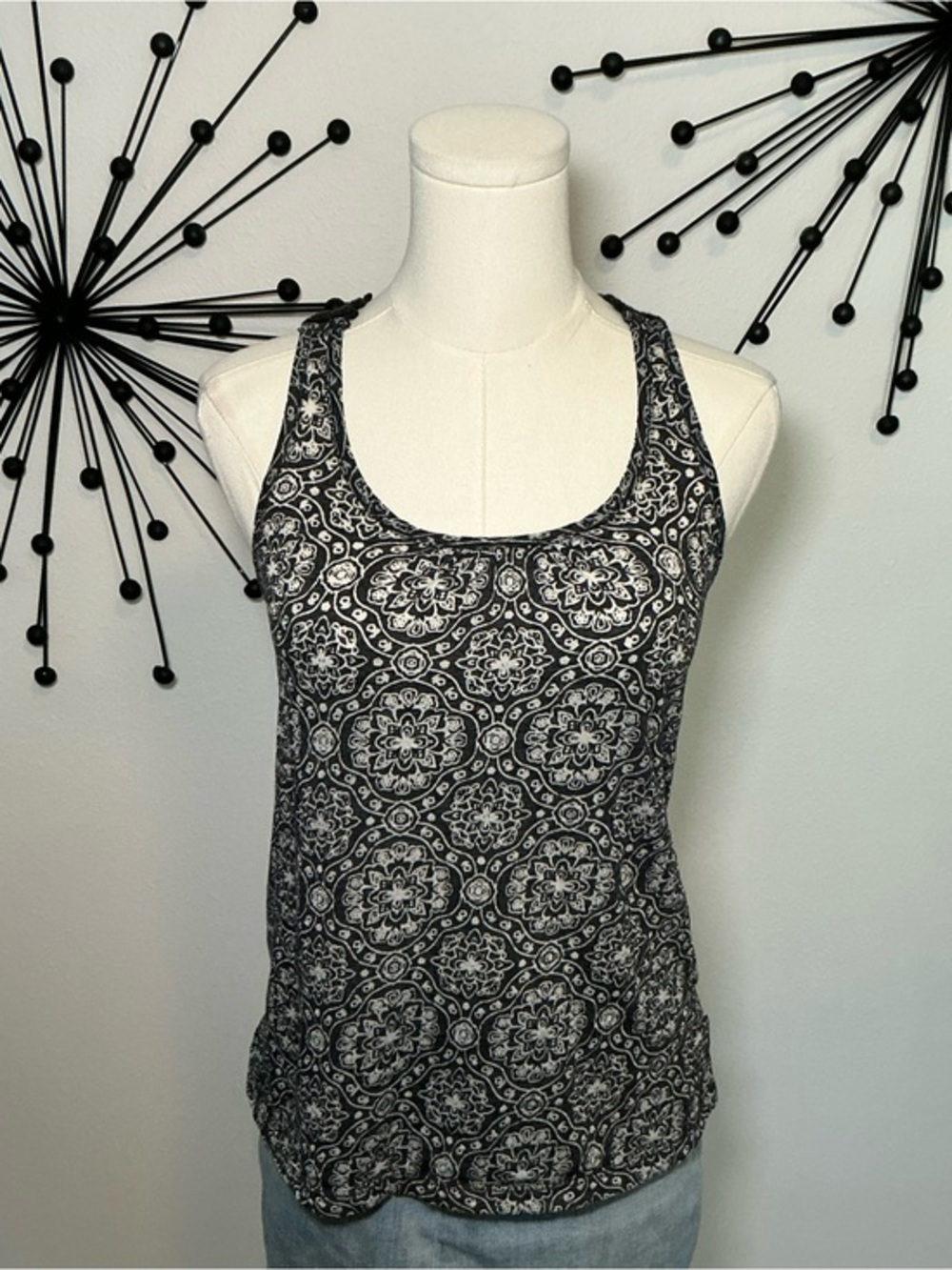 Y2K Lei Boho Crochet Back Medallion Tank Top Size Small